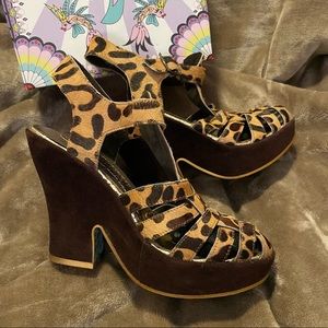 ‘Irregular Choice’ Mumba Leopard shoes.
Woman’s US 7.5